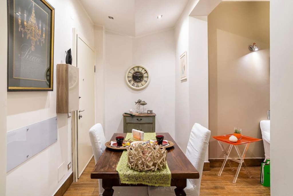 شقة Lily'S - Near Harbor And Downtown With Terrace - Italy Flat Vacation جنوة المظهر الخارجي الصورة